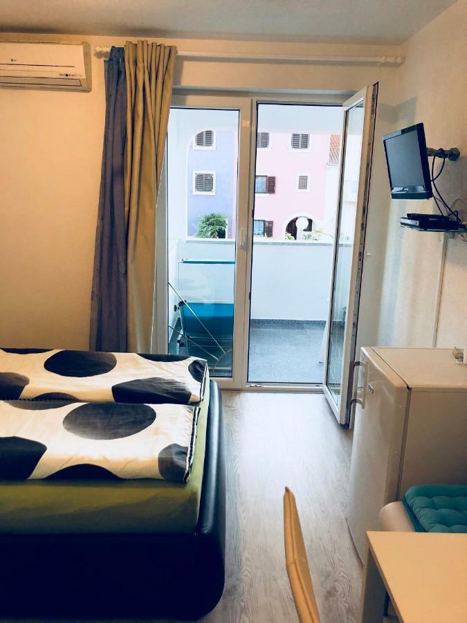 Guest House Jadro Ровінь Екстер'єр фото