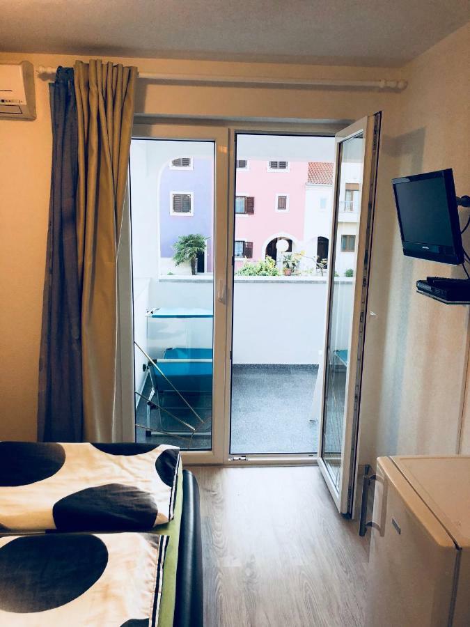 Guest House Jadro Ровінь Екстер'єр фото