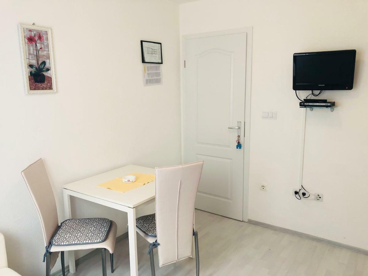 Guest House Jadro Ровінь Екстер'єр фото