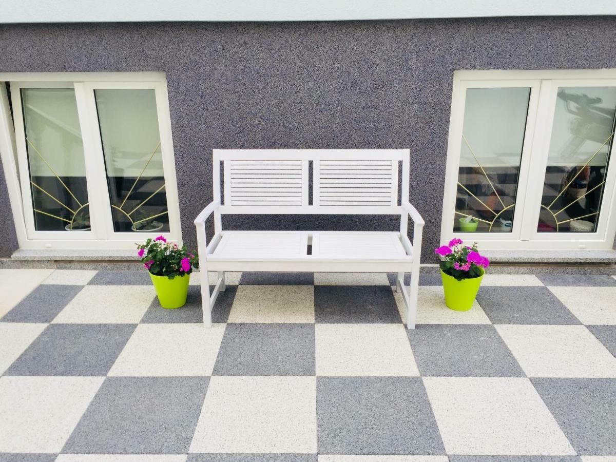 Guest House Jadro Ровінь Екстер'єр фото